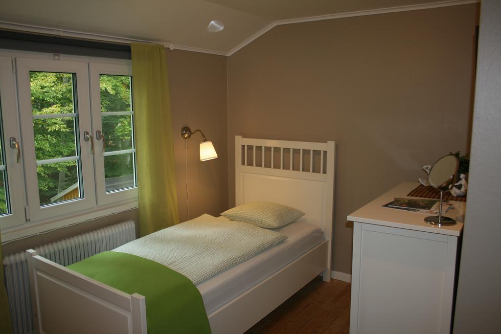 Hotel & Pensionat Bjoerkelund Stenbrohult  Rom bilde